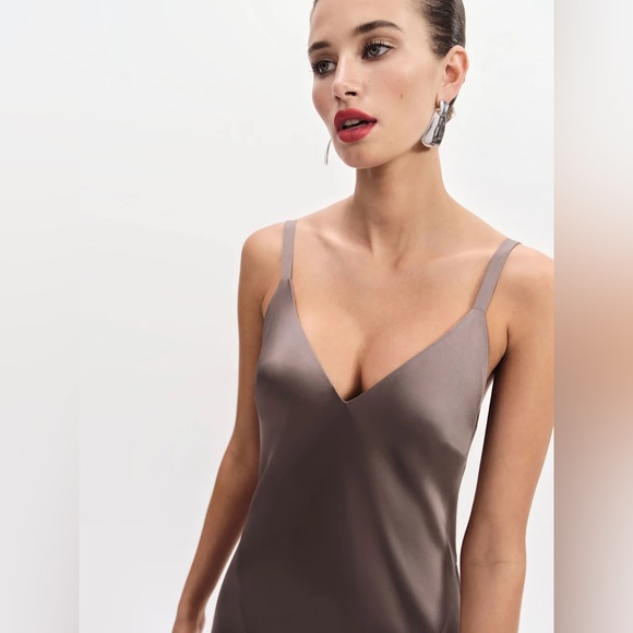 Reformation Tyler Satin Dress In Magnetic, brand new, never worn, no flaws. - Picture 2 of 4